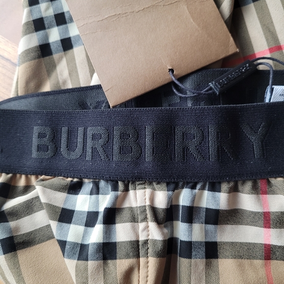 Authentic Burberry Archive Check Leggings - Picture 4 of 7